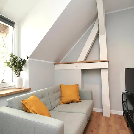 Mmrent Apartament Oliwski Dworek גדנסק