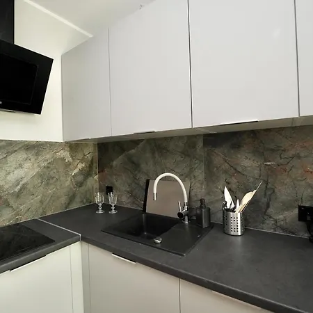 Mmrent Apartament Oliwski Dworek Гданьск